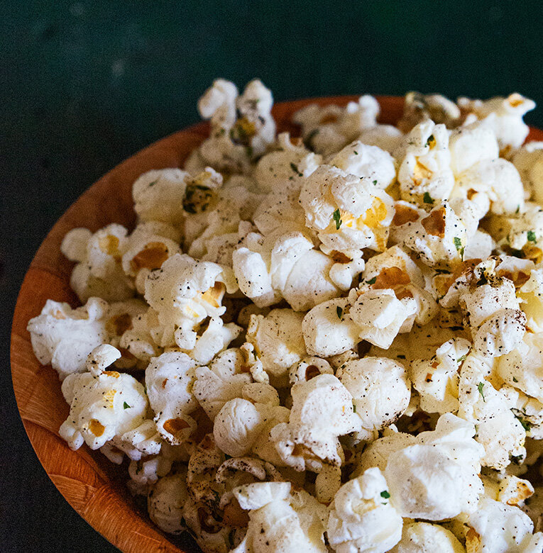 BLACK GARLIC POPCORN