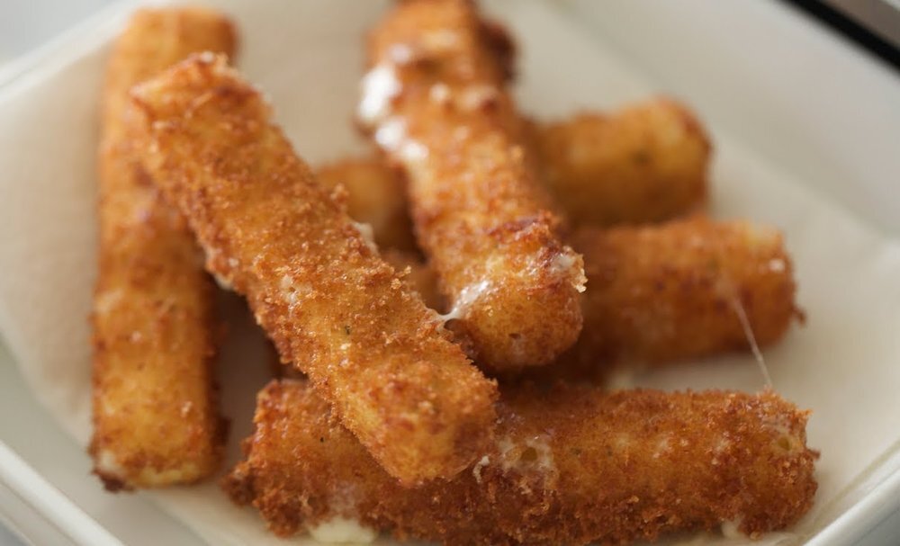 BLACK GARLIC MOZZARELLA STICKS